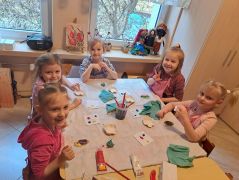 malowanie naszyjników