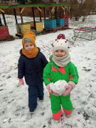 zabawy ze  śniegiem
