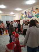 Ubieranie choinki z Rodzicami