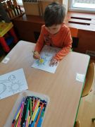 "Dinozaur"- kolorowanie 