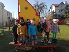 Zabawy na placu przedszkolnym