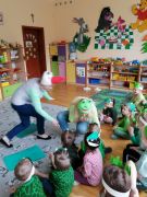 "Gramy w zielone"- przedstawienie w wykonaniu pracowników przedszkola