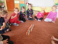 "Szukaj dźwięku" - zabawa słuchowa