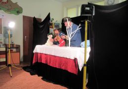 teatrzyk "Pluszowa opowieść o przyjaźni"