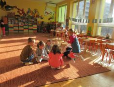 Stary niedźwiedź - zabawa zorganizowana przez dzieci