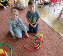 Kupujemy - sprzedajemy
zabawa tematyczna w ramach zajęć matematycznych