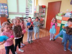 "Arietta dla mamy" - interpretacja ruchowa utworu E. Griega