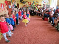 występ dla mamy i taty