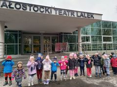 wycieczka do teatru lalek