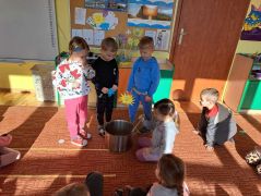 W MARCU JAK W GARNCU