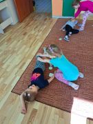 ćwiczenie pozycji bocznej ustalonej