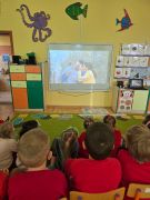 "Stop przemocy"- oglądanie prezentacji