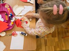 "Mikołaj"- praca z papieru
