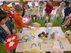 Urządzamy przyjęcie świąteczne dla misiów