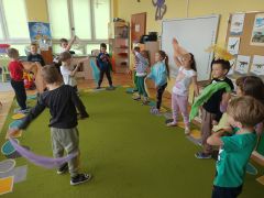 Zabawa „Taniec chust” 