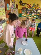 Zabawy badawcze "Znikający pieprz"