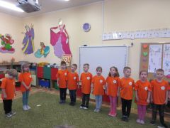 śpiewamy i tańczymy dla babci i dziadka