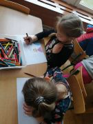 "Kogo kocham, kogo lubię"- rysowanie flamastrami i kredką