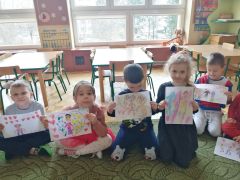 "Kogo kocham, kogo lubię"- rysowanie flamastrami i kredką