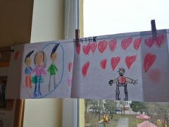 "Kogo kocham, kogo lubię"- rysowanie flamastrami i kredką