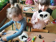 Zwierzęta egzotyczne z wykorzystaniem talerzyków jednorazowych
