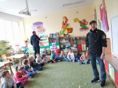 Pan kominiarz w przedszkolu