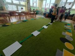 „Kamienie na ścieżce”