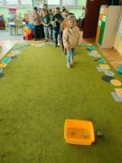 „Zgniatanie gazet”