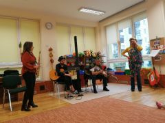 "Dolina uprzejmości"- audycja muzyczna