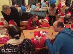 ilustracja do wpisu 
Spotkanie z Mikołajem i Ubieranie choinki z rodzicami