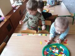 Układamy kompozycje z mozaiki geometrycznej