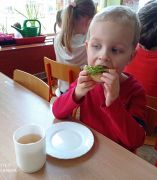 zielona kanapka