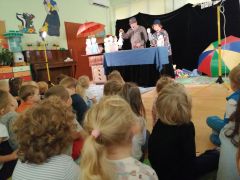 Teatrzyk w wykonaniu aktorów teatru"CoNieco"