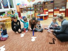 ilustracja do wpisu 
„Od malucha do starszaka”- jak przygotować dzieci do nauki pisania - Warsztaty dla Rodziców i Dzieci