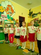 Szkoła do hymnu